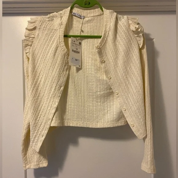 NWT- size large Women’s Cardigan - Zara - Picture 2 of 7
